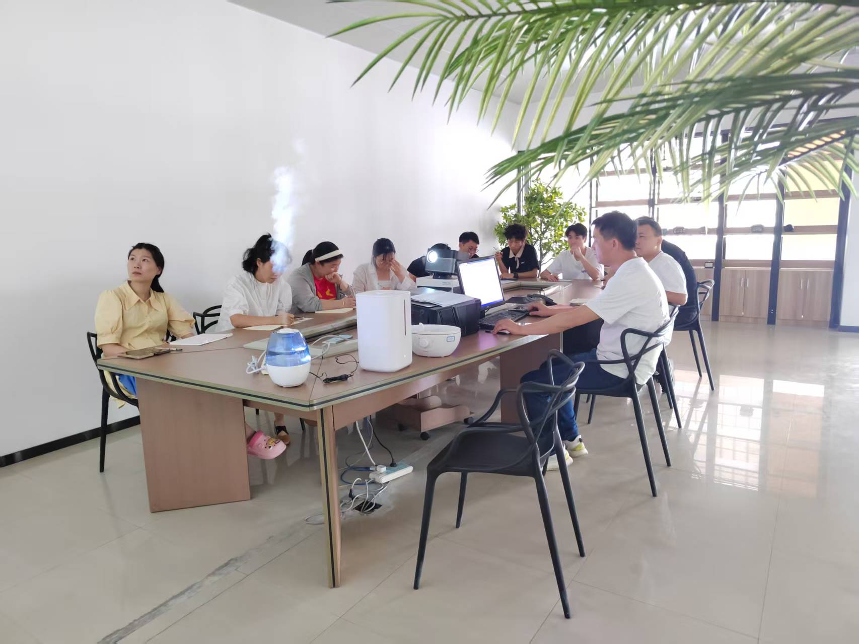 Gaisa mitrinātāju zināšanu apmācības sesija